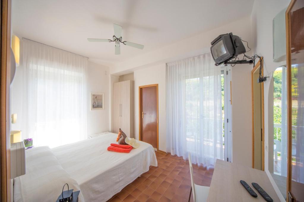 Hotel Adler ガビッチェ・マーレ 部屋 写真
